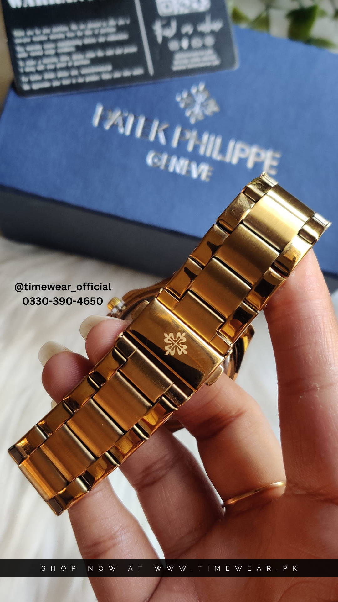 Patek Phillips Aquanaut Golden Black with Patek Box