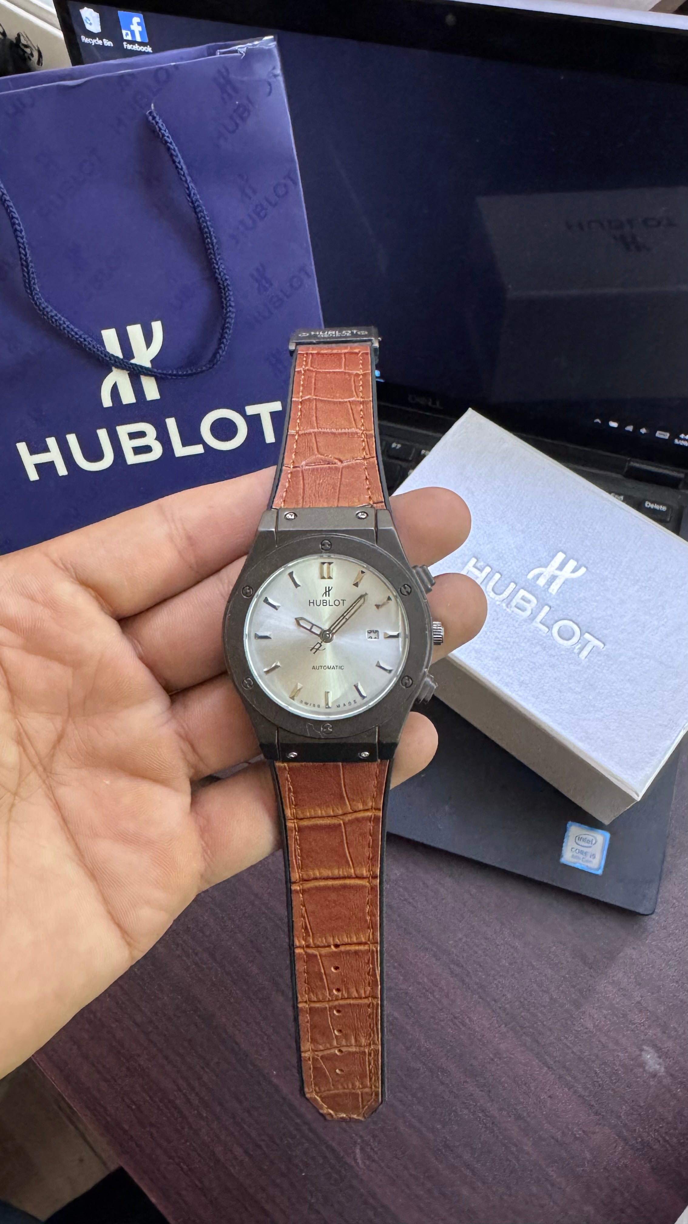 Hublot Strap Adjustable Master Lock (Hublot Box & One Year Warranty Card)