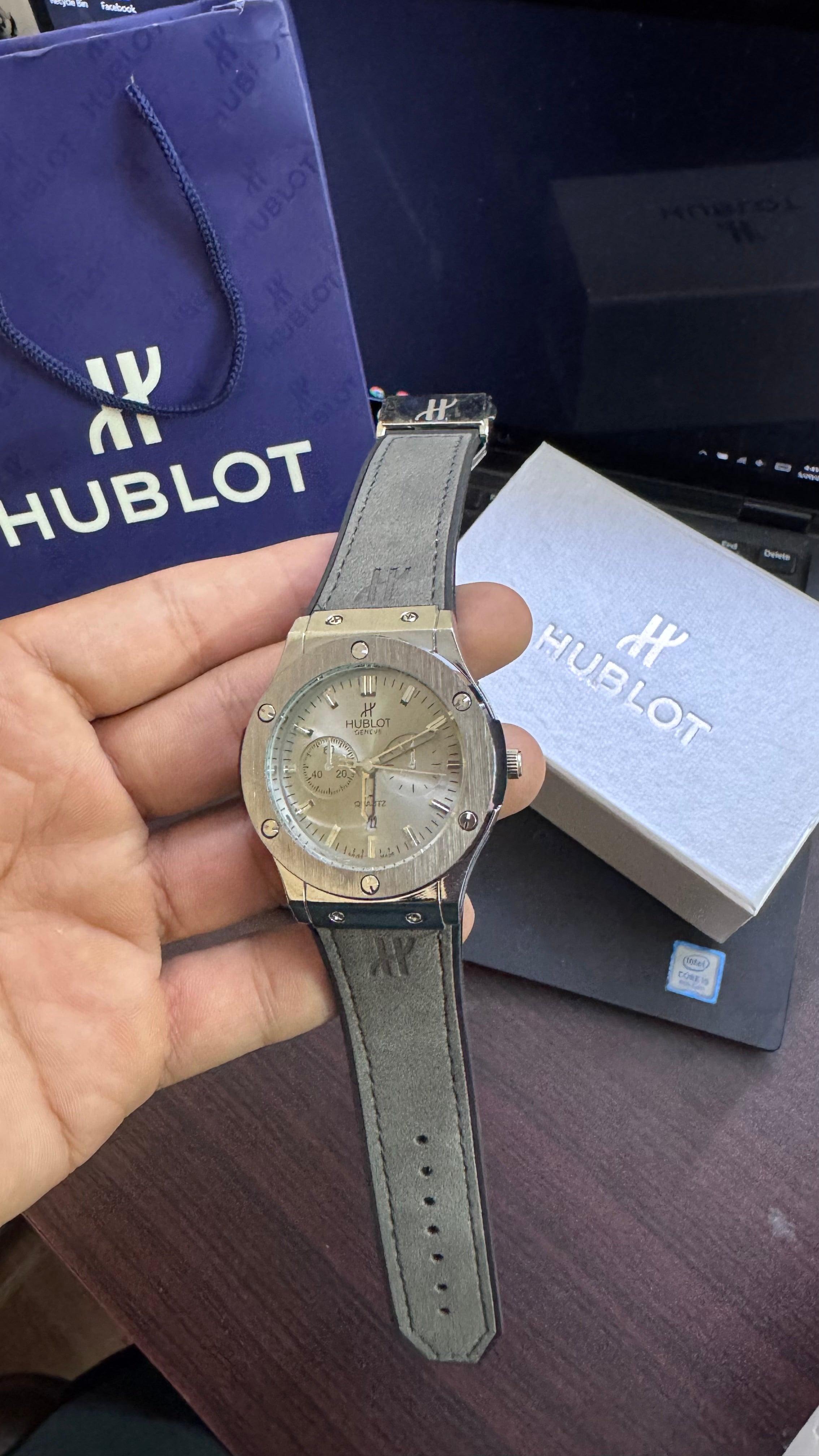 Hublot Strap Adjustable Master Lock (Hublot Box & One Year Warranty Card)