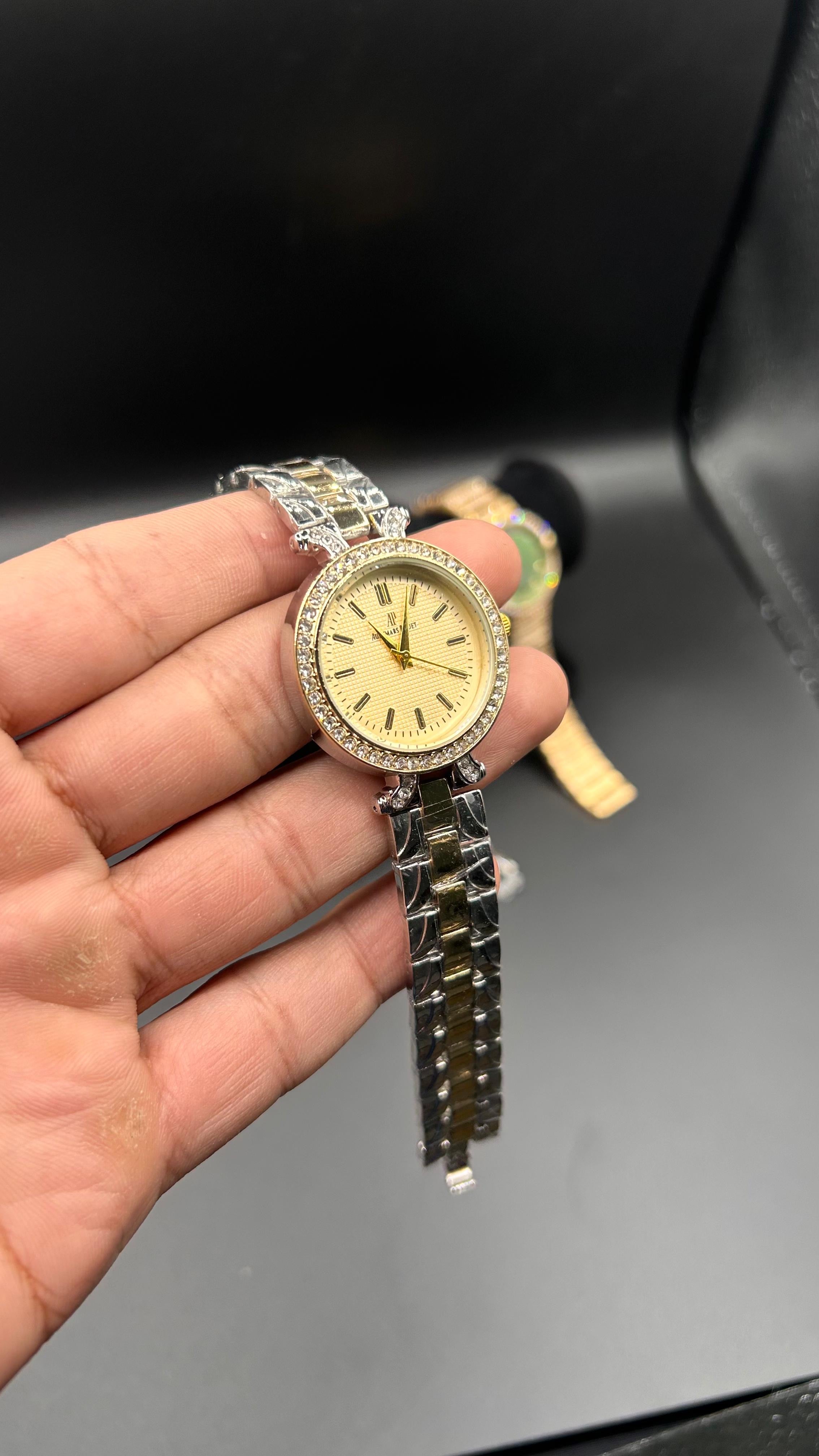Audemars Piguet Ladies Limited Article with Standard Box
